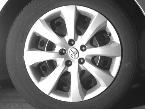 Used 2025 Toyota Corolla LE FWD image 13