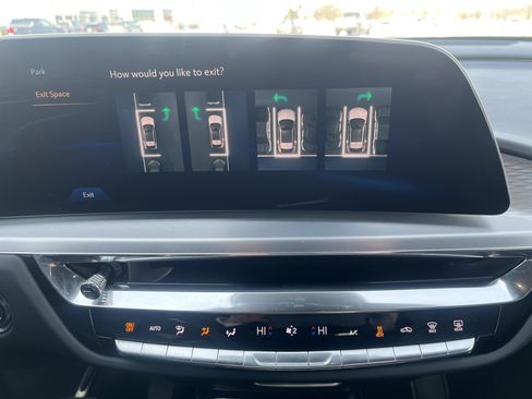 Used 2024 Cadillac Lyriq Luxury w/ LPO, Floor Liner Package image 32