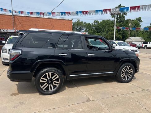 Used 2016 Toyota 4Runner Limited AWD/4WD image 6