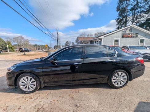 Used 2015 Honda Accord EX-L image 3