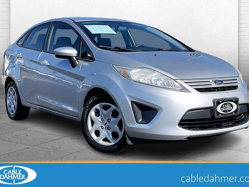 Used 2013 Ford Fiesta S image 1