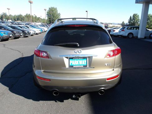 Used 2004 INFINITI FX45 AWD w/ Technology Pkg image 4