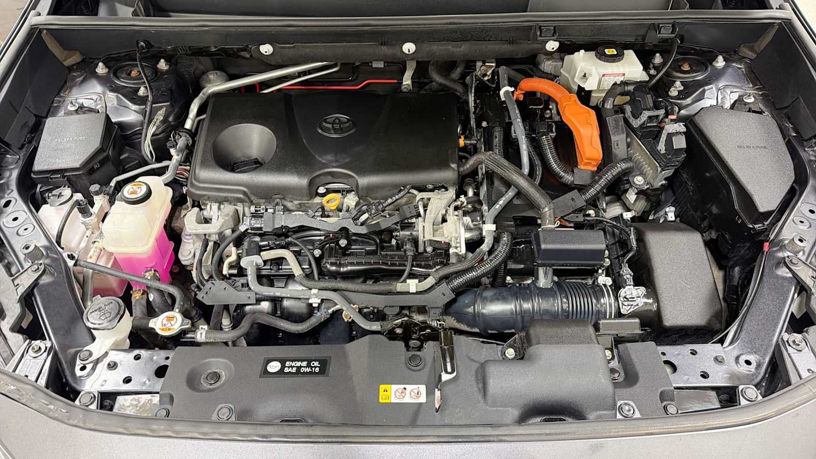 Used 2020 Toyota RAV4 XLE AWD/4WD image 30