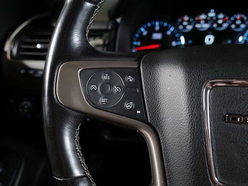Used 2018 GMC Yukon Denali w/ Denali Ultimate Package image 19