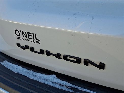 Certified 2023 GMC Yukon XL Denali image 30