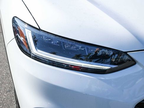 Used 2025 Honda HR-V LX image 13