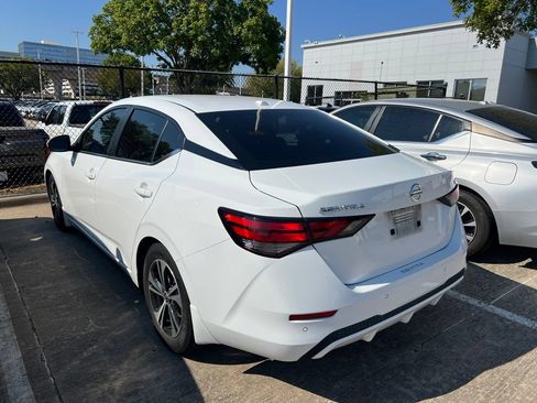 Used 2022 Nissan Sentra SV w/ All-Weather Package FWD image 5