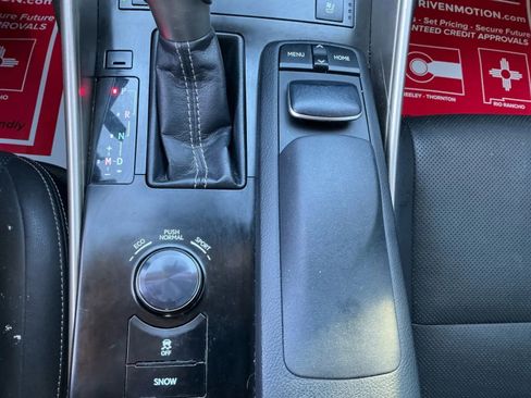 Used 2014 Lexus IS 250 w/ Navigation Package image 35