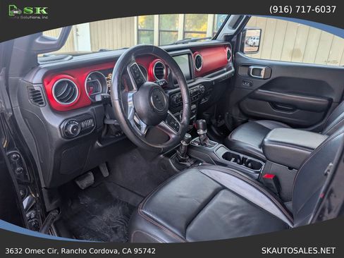 Used 2018 Jeep Wrangler Unlimited Rubicon AWD/4WD image 20