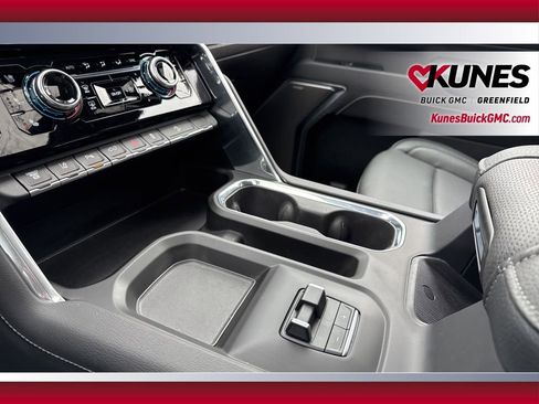 Used 2026 GMC Sierra 3500 Denali w/ Denali Reserve Package AWD/4WD image 26