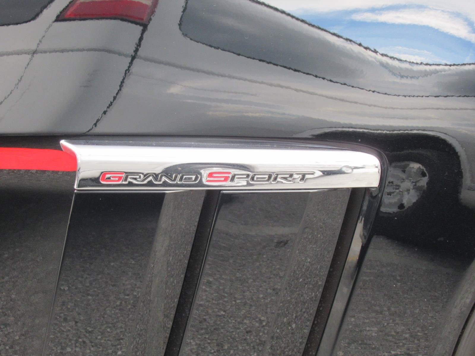 Used 2011 Chevrolet Corvette Grand Sport w/ Preferred Equipment Group RWD image 8