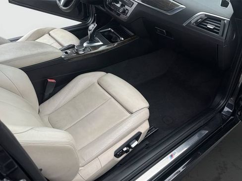 Used 2018 BMW 230i Convertible RWD image 35