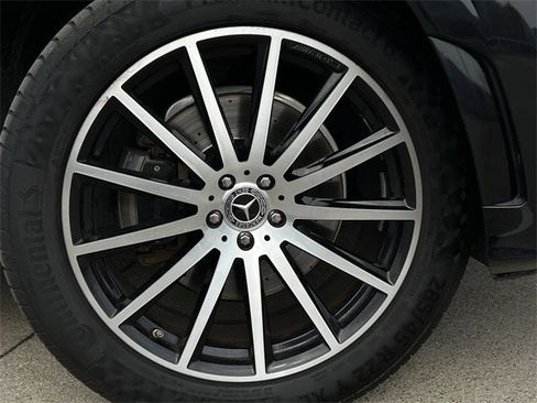 Used 2020 Mercedes-Benz GLS 580 4MATIC image 11