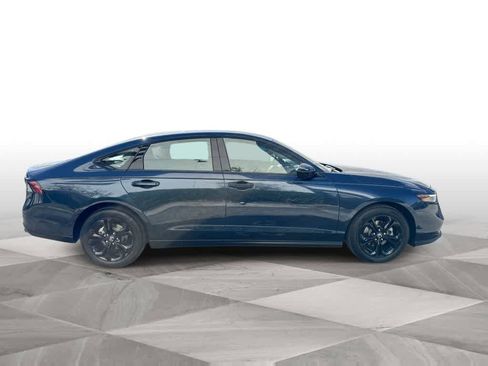 New 2025 Honda Accord SE image 9