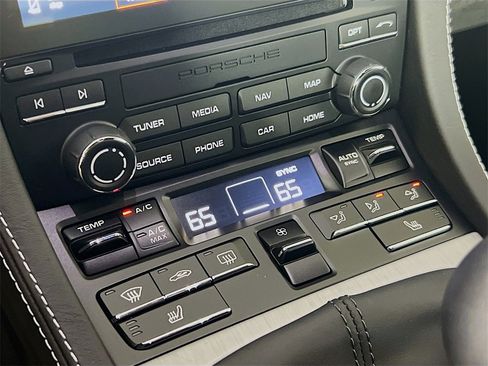 Certified 2021 Porsche 718 Cayman GT4 image 17