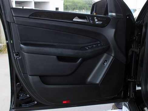 Used 2018 Mercedes-Benz GLE 350 image 20