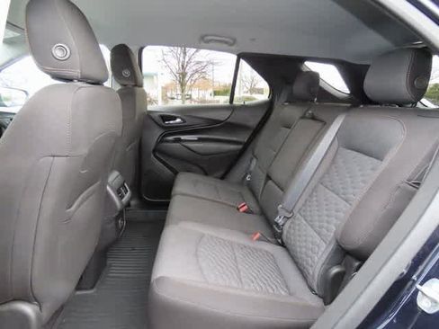 Used 2020 Chevrolet Equinox LT image 14