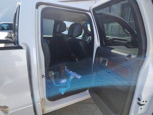 Used 2010 Ford F150 Lariat AWD/4WD image 12