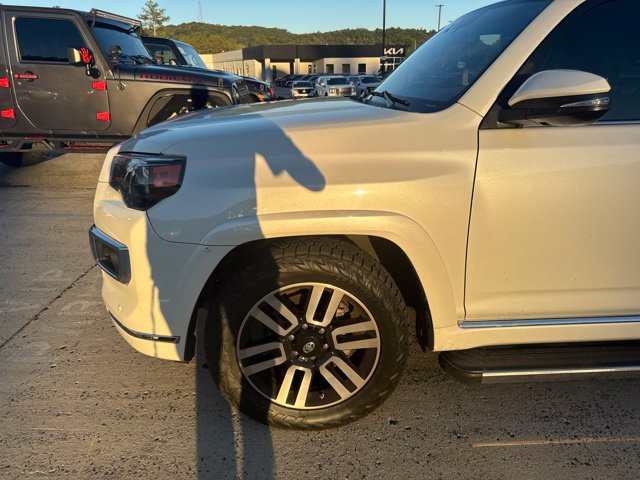 Used 2018 Toyota 4Runner Limited RWD image 5