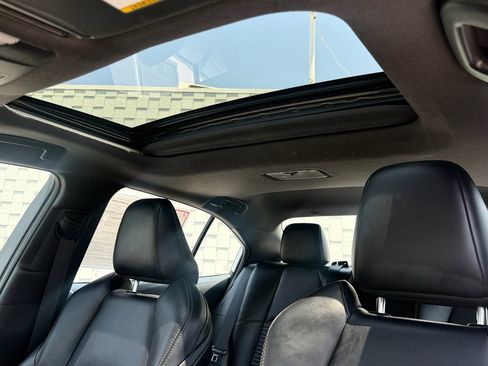 Certified 2022 Toyota Corolla XSE w/ Carpet Mat Package (TMS) FWD image 17