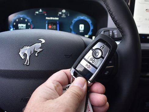 New 2025 Ford Bronco Sport Outer Banks w/ Outer Banks Tech Package+ image 11