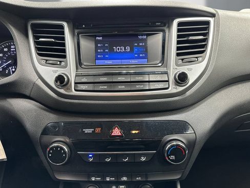 Used 2016 Hyundai Tucson SE w/ Option Group 02 FWD image 19
