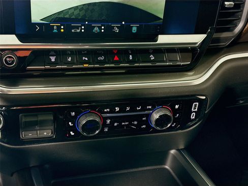 New 2026 Chevrolet Silverado 3500 High Country w/ High Country Premium Package AWD/4WD image 11