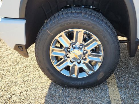 New 2026 Chevrolet Silverado 2500 High Country w/ Technology Package image 7