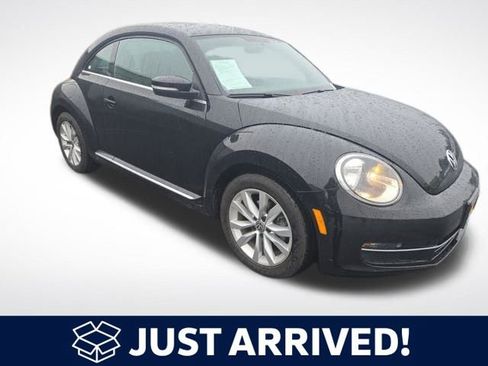 Used 2014 Volkswagen Beetle TDI image 1