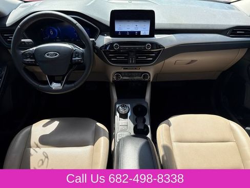 Used 2022 Ford Escape SEL w/ Technology Package FWD image 11