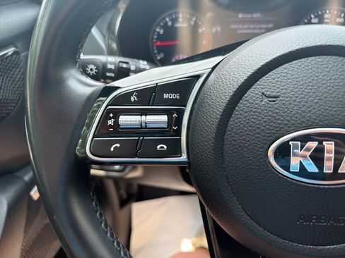 Used 2021 Kia Seltos SX AWD/4WD image 16