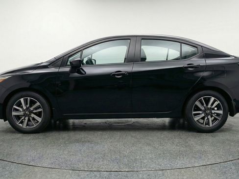 Used 2025 Nissan Versa SV FWD image 5