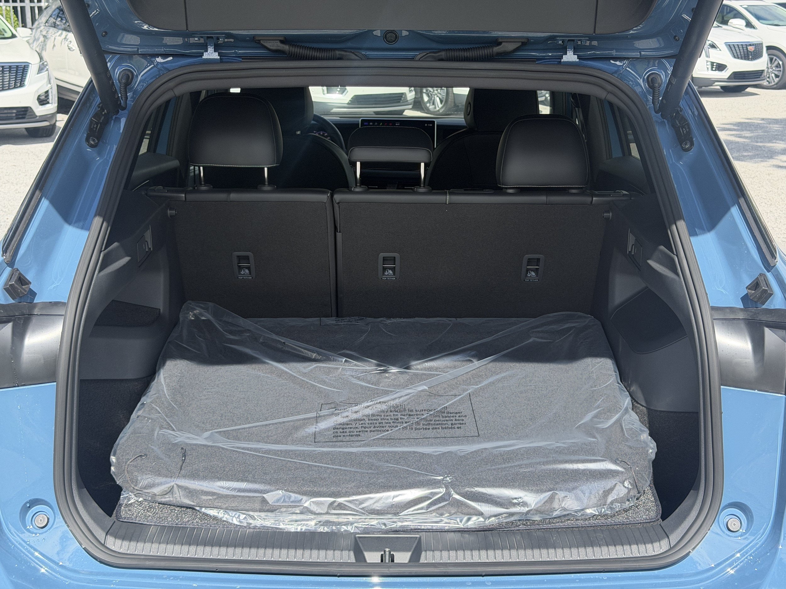 New 2026 Volkswagen Tiguan SE R-Line FWD image 11