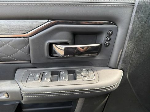 New 2026 RAM 3500 Limited AWD/4WD image 19