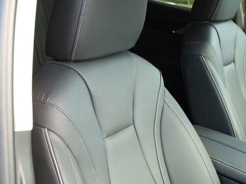 Used 2023 Buick Envision Essence AWD/4WD image 50