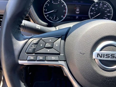 Used 2020 Nissan Sentra SV FWD image 24