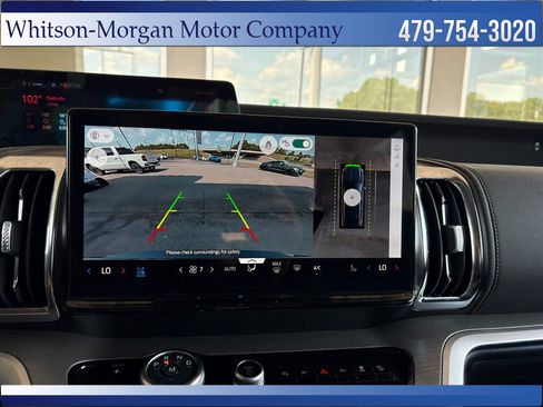 Used 2025 Ford Expedition Platinum w/ Driver's Package AWD/4WD image 30