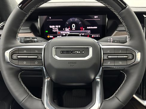 New 2027 GMC Acadia Denali Ultimate w/ LPO, Floor Liner Package AWD/4WD image 24