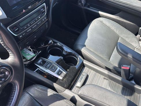 Used 2016 Honda Pilot Touring image 17