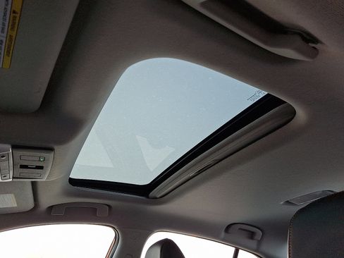 Certified 2021 Nissan Sentra SR w/ SR Premium Package image 14