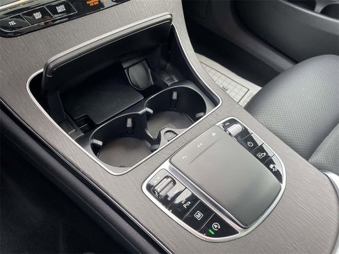 Used 2022 Mercedes-Benz GLC 300 4MATIC w/ Premium Package Lite image 23