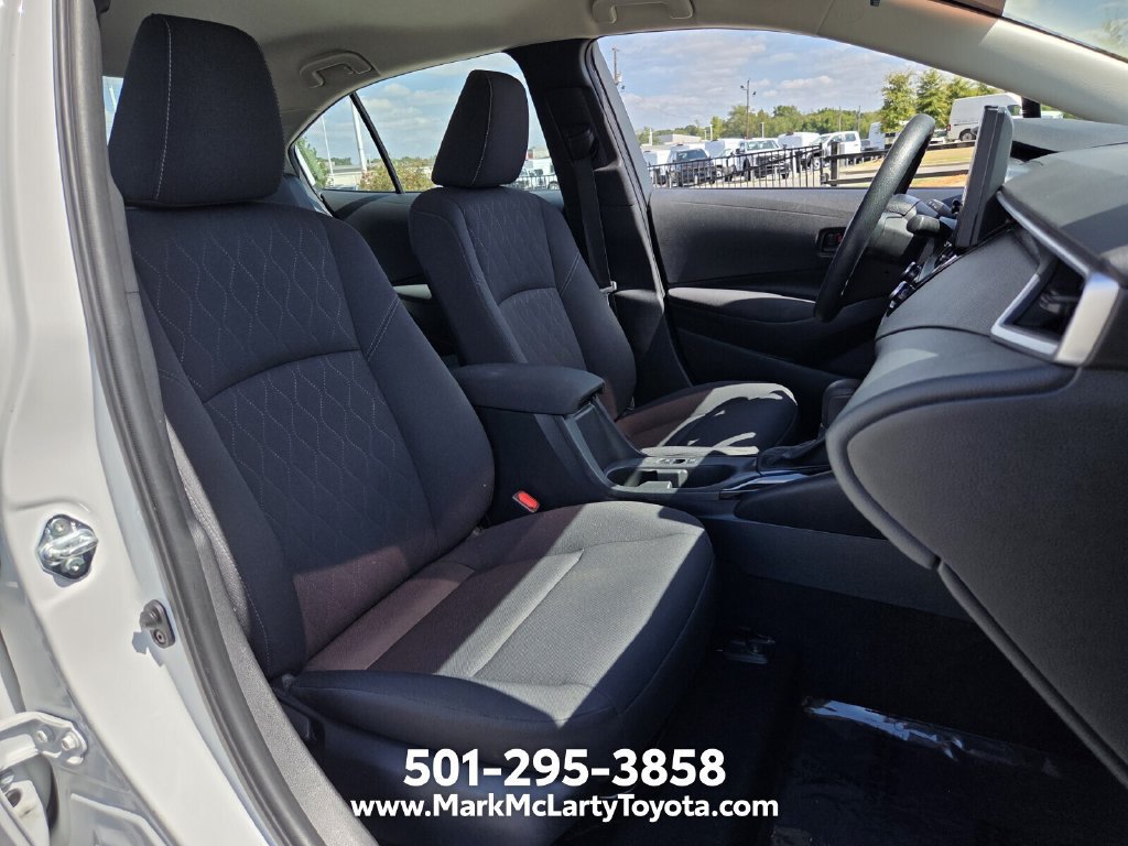 Used 2024 Toyota Corolla LE FWD image 15