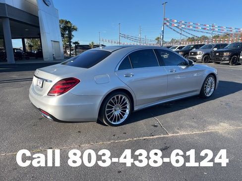 Used 2018 Mercedes-Benz S 560 Sedan image 3