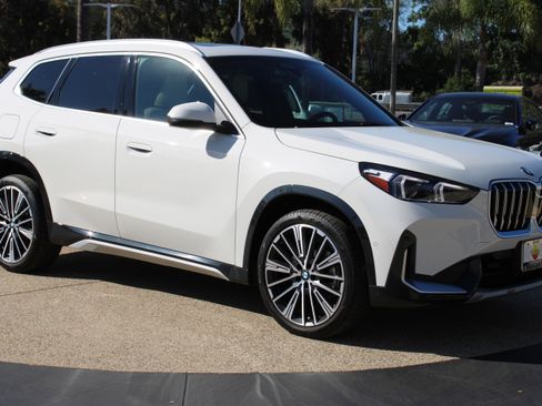 Used 2025 BMW X1 xDrive28i w/ Convenience Package image 8