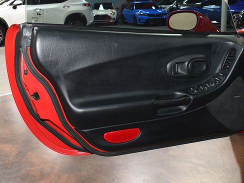 Used 2003 Chevrolet Corvette Z06 w/ Memory Package, 3 Drivers RWD image 45