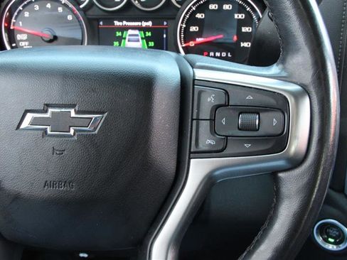 Used 2020 Chevrolet Silverado 1500 LT Trail Boss w/ Convenience Package AWD/4WD image 21