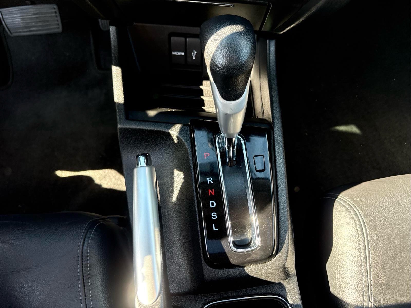Used 2015 Honda Civic EX-L image 21
