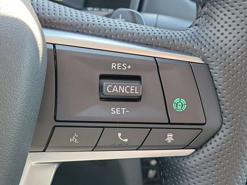 New 2026 Mitsubishi Outlander SEL FWD image 29
