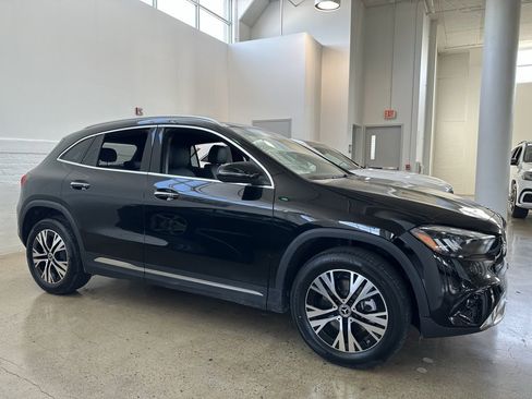 New 2026 Mercedes-Benz GLA 250 4MATIC image 9