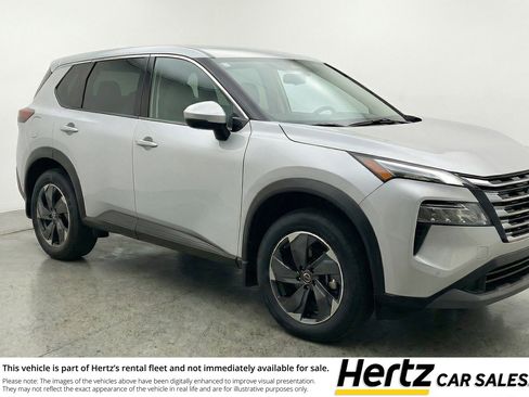 Used 2025 Nissan Rogue SV AWD/4WD image 1